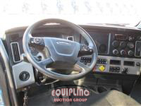 2020 Freightliner CASCADIA 126