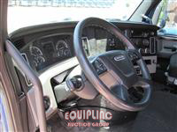 2020 Freightliner CASCADIA 126