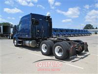 2020 Freightliner CASCADIA 126