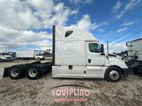 2020 Freightliner CASCADIA