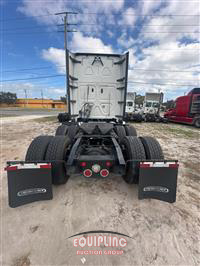2020 Freightliner CASCADIA