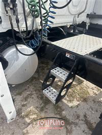 2020 Freightliner CASCADIA