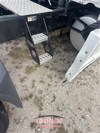 2020 Freightliner CASCADIA