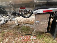 1994 Fruehauf 9,200 Gallon Tanker