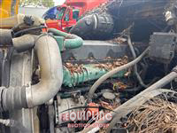 2011 VOLVO TRUCK VNL