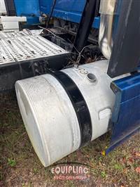 2011 VOLVO TRUCK VNL