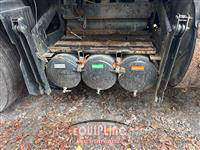 2011 VOLVO TRUCK VNL