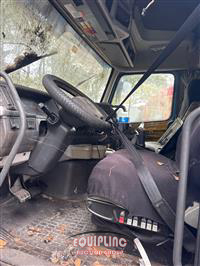 2011 VOLVO TRUCK VNL