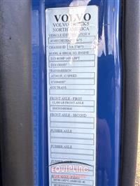 2021 VOLVO TRUCK VNR