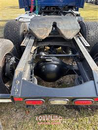 2021 VOLVO TRUCK VNR