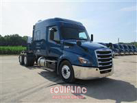 2020 Freightliner CASCADIA 126