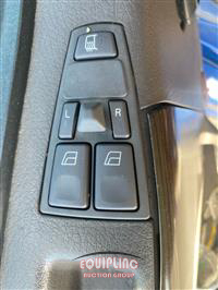 2015 VOLVO TRUCK VNL