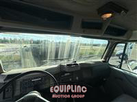 2001 International 4700