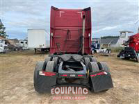 2004 VOLVO TRUCK VNL