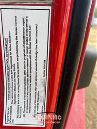 2004 VOLVO TRUCK VNL