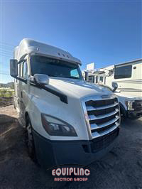 2020 Freightliner Cascadia