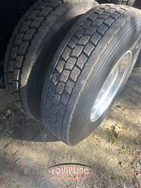 2003 VOLVO TRUCK VHD