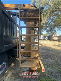 2003 VOLVO TRUCK VHD