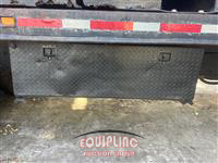 2003 VOLVO TRUCK VHD