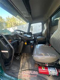 2003 VOLVO TRUCK VHD