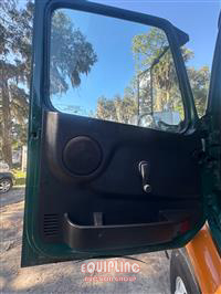 2003 VOLVO TRUCK VHD