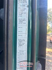 2003 VOLVO TRUCK VHD