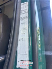 2003 VOLVO TRUCK VHD