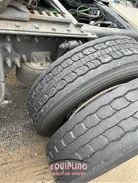 2014 Freightliner CASCADIA