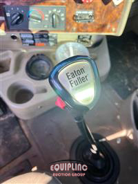 2009 International 9200i