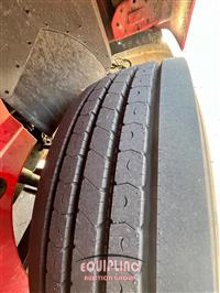 2009 International 9200i