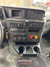 2020 International LT625