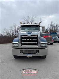 2016 Mack TD (Titan)