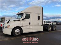 2020 Freightliner CASCADIA 126