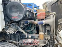 2009 VOLVO TRUCK VNM