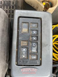 2009 VOLVO TRUCK VNM