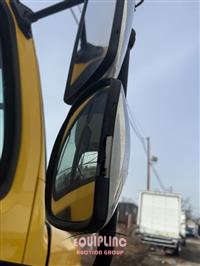 2013 Freightliner M2