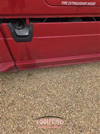 2013 Freightliner CASCADIA