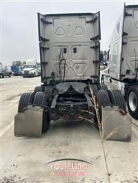 2016 Freightliner Cascadia