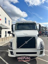 2015 Volvo VNL SLEEPER TRUCK
