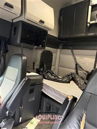 2020 Freightliner CASCADIA