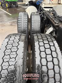 2020 Freightliner CASCADIA