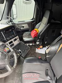 2020 Freightliner CASCADIA