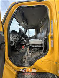 2018 Freightliner M2