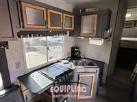 2008 EXTREME TOY HAULER