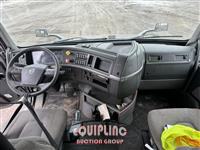 2023 Volvo VNL760