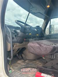 2016 Freightliner CASCADIA