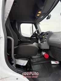 2023 Freightliner M2