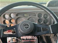 2001 Freightliner FLD120