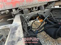 2001 Freightliner FLD120