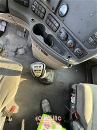 2016 Freightliner CASCADIA